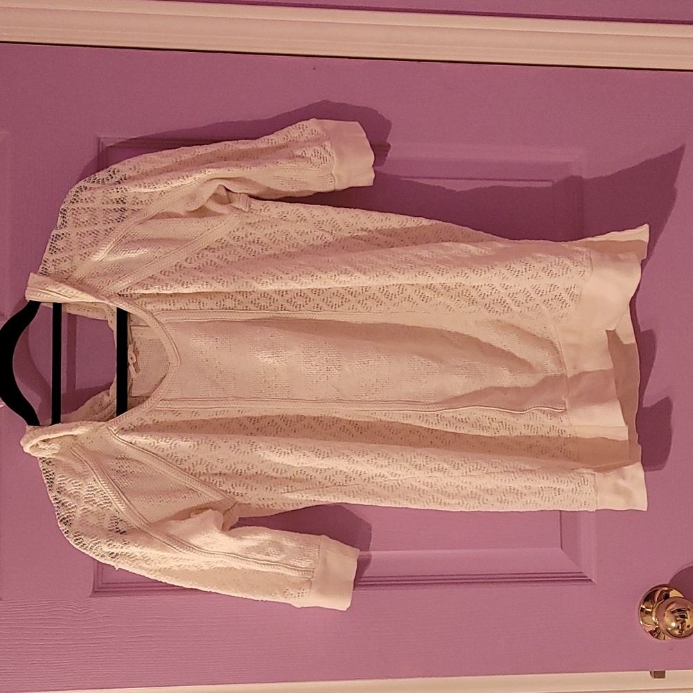 Cream knit hooded short sleeve